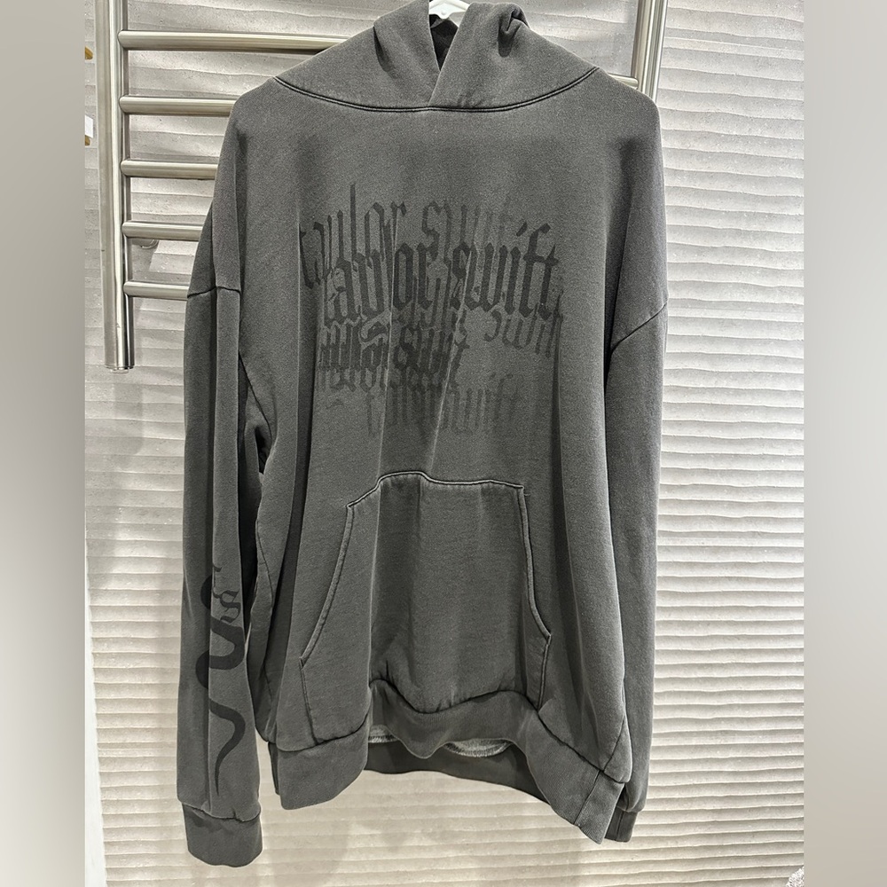 NWT Taylor Swift Reputation Oversized Hoodie Size M/L